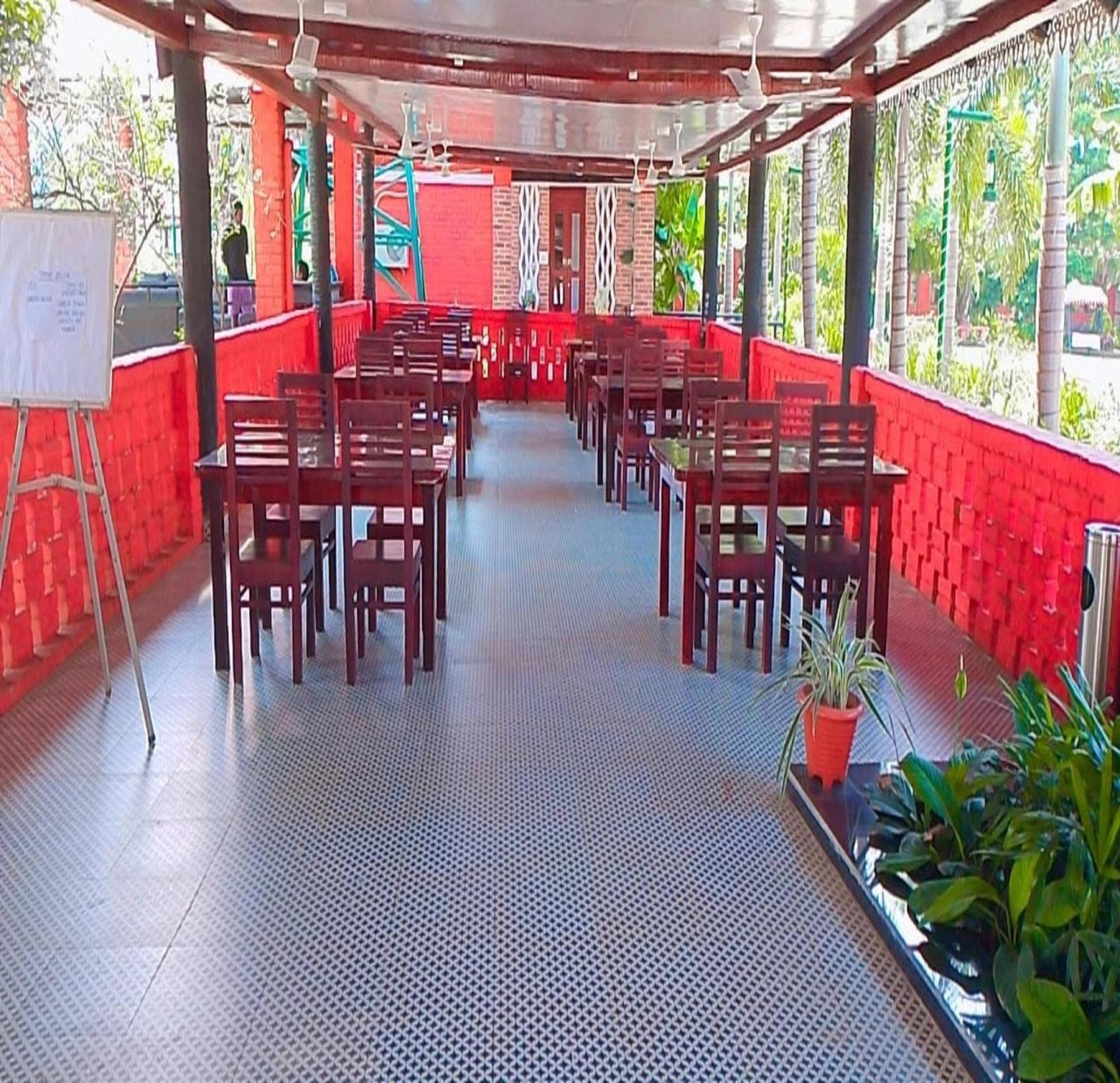 Green Point - Hotels And Resorts In Angul Exteriör bild