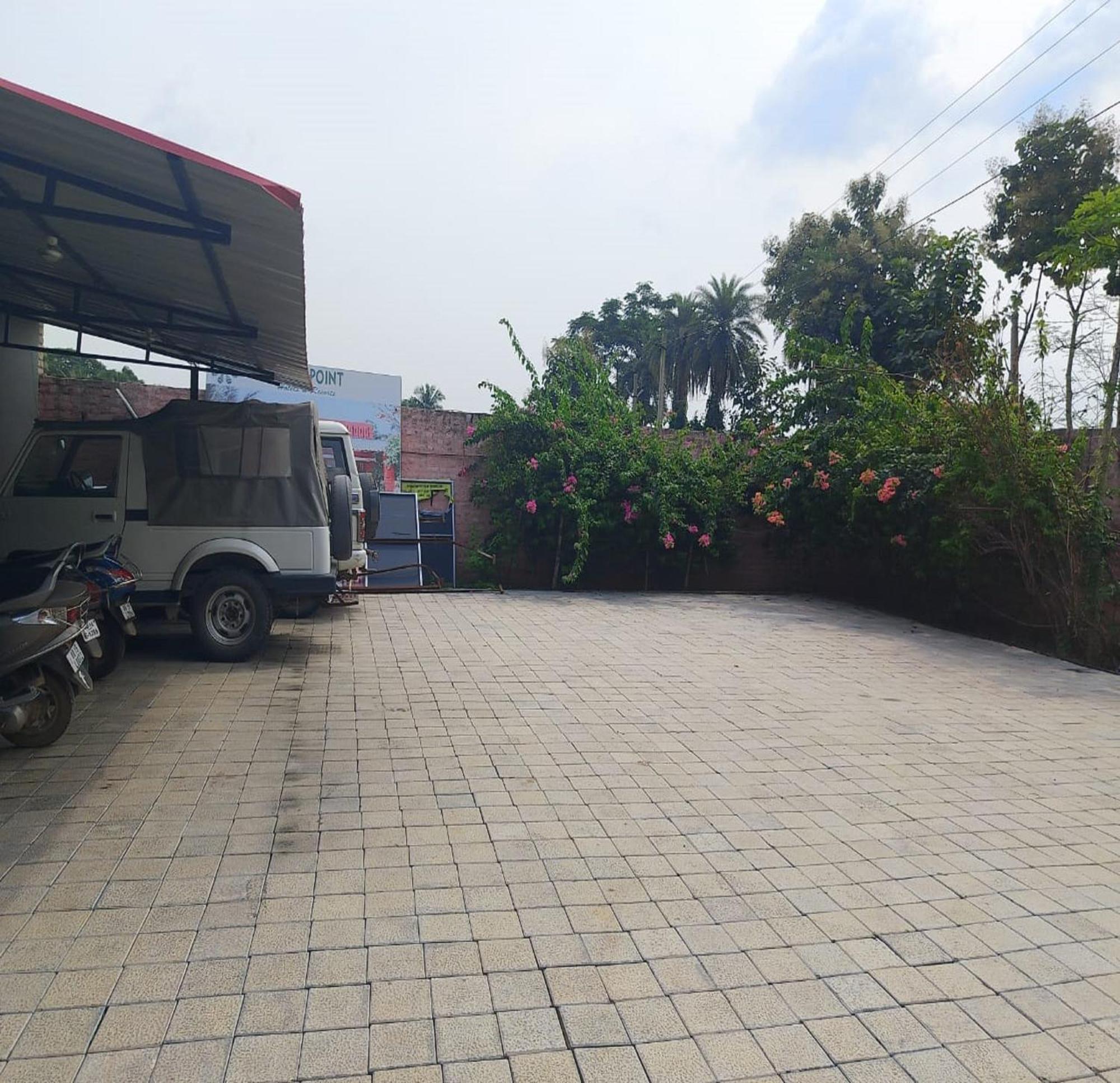 Green Point - Hotels And Resorts In Angul Exteriör bild
